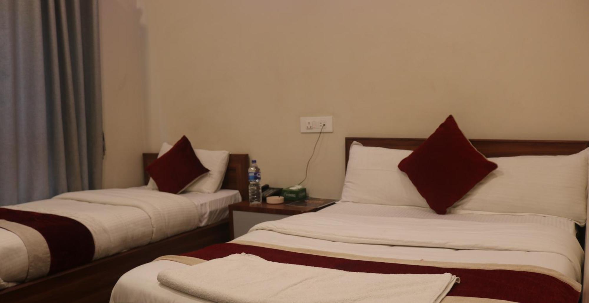 Hotel Tiktok กาฐมาณฑุ ภายนอก รูปภาพ