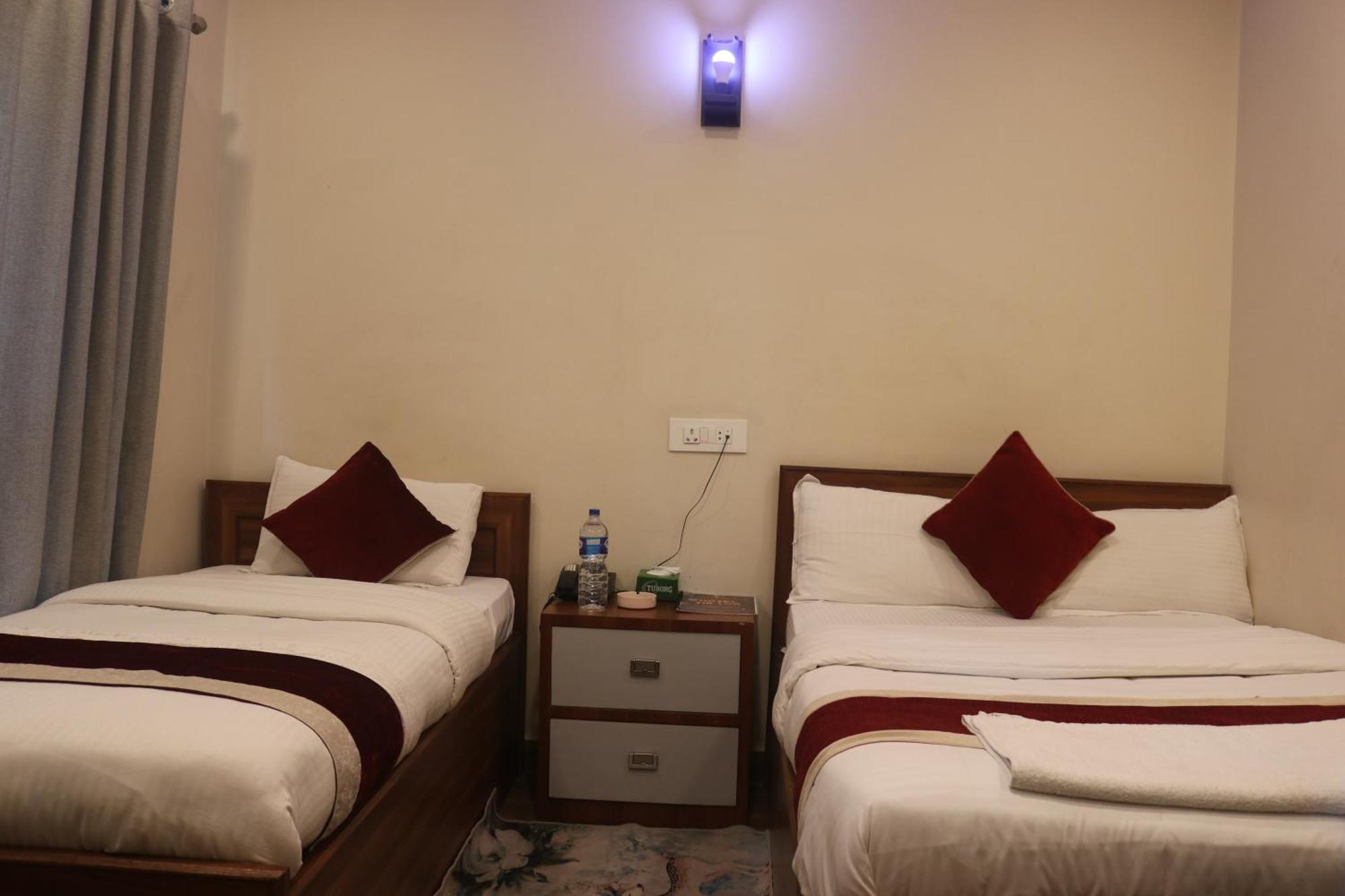 Hotel Tiktok กาฐมาณฑุ ภายนอก รูปภาพ